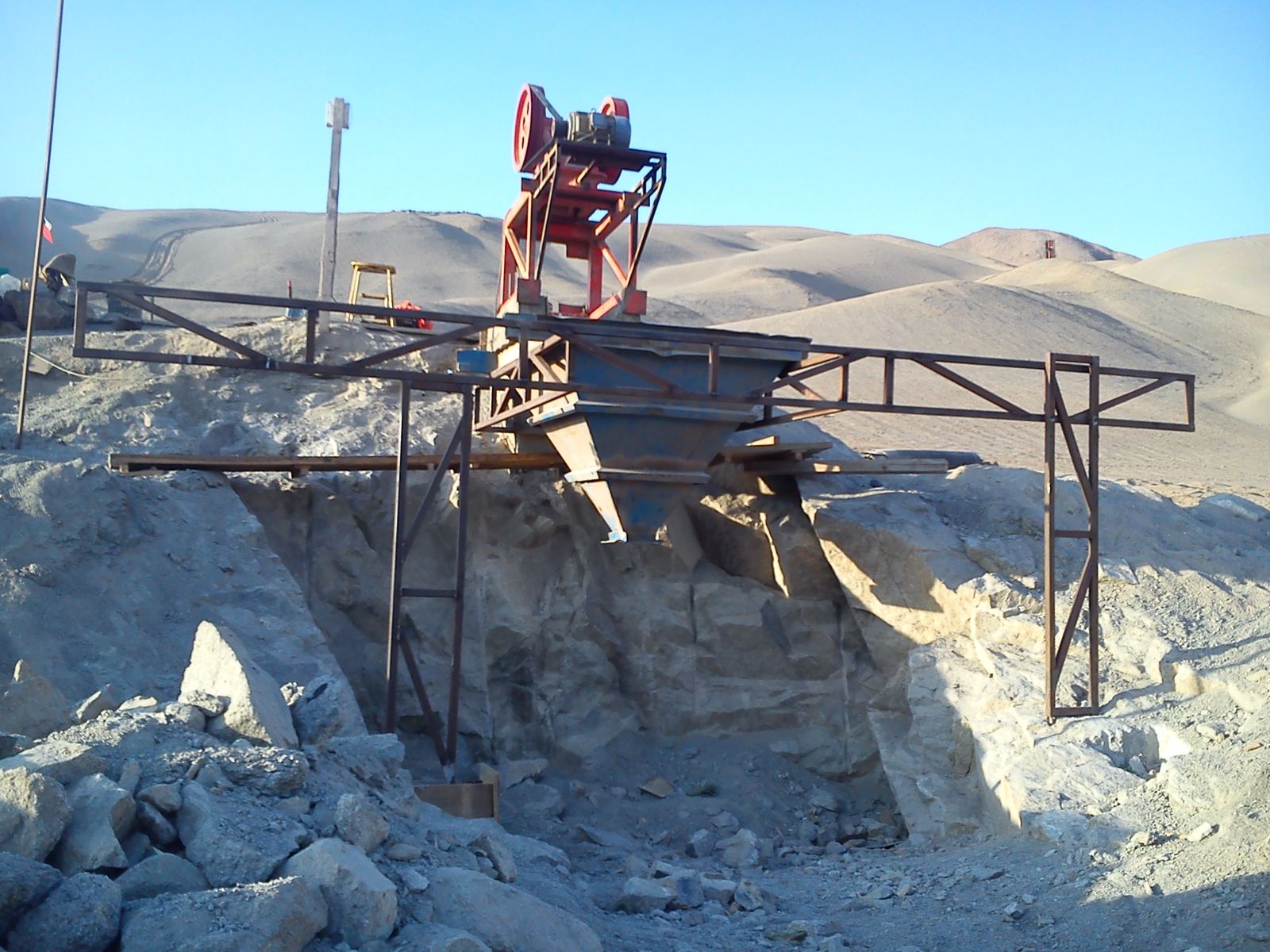 Infraestructura de planta en el desierto